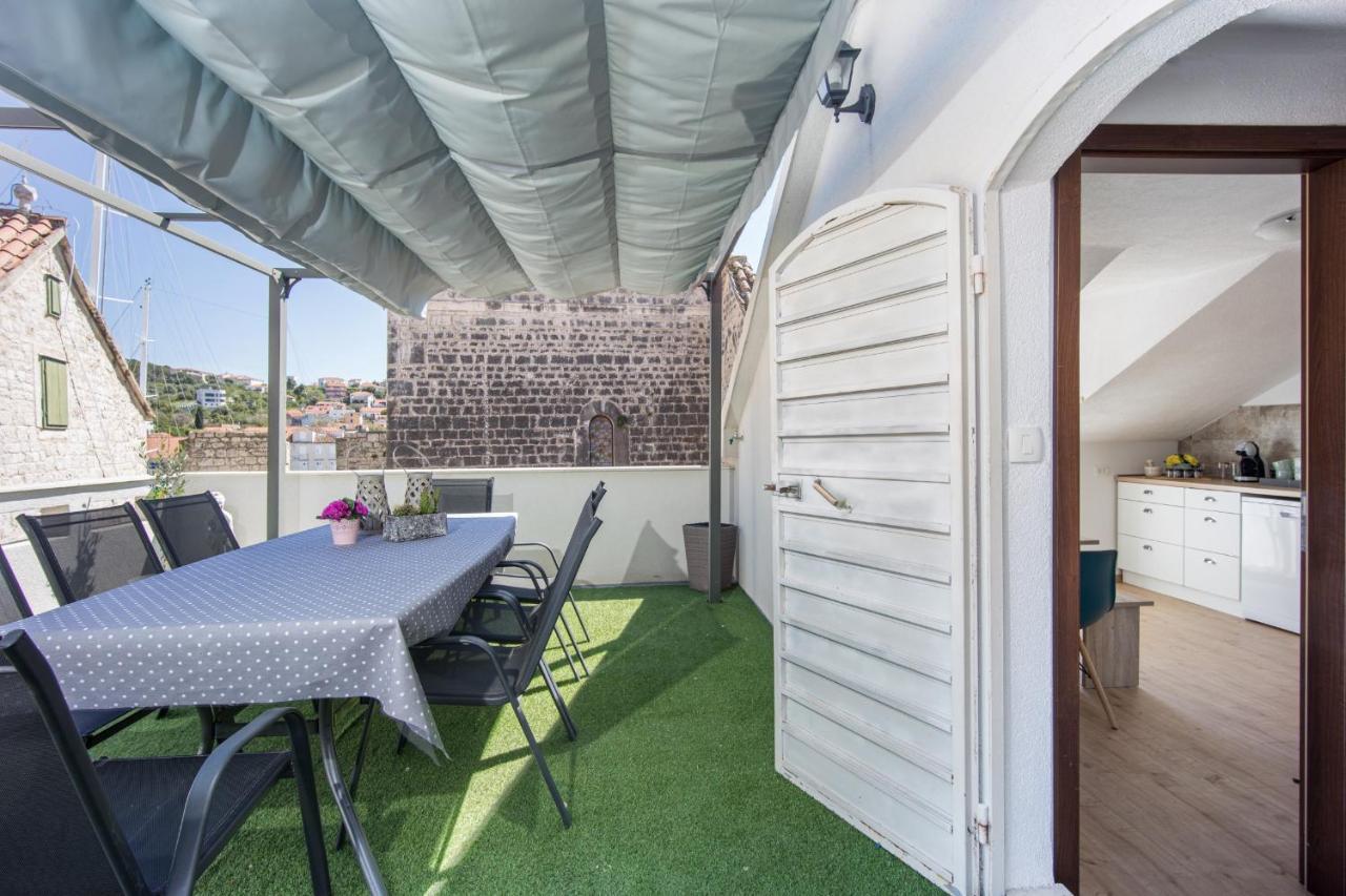 Daire Stonehouse Lino For 6 With Sea View Trogir